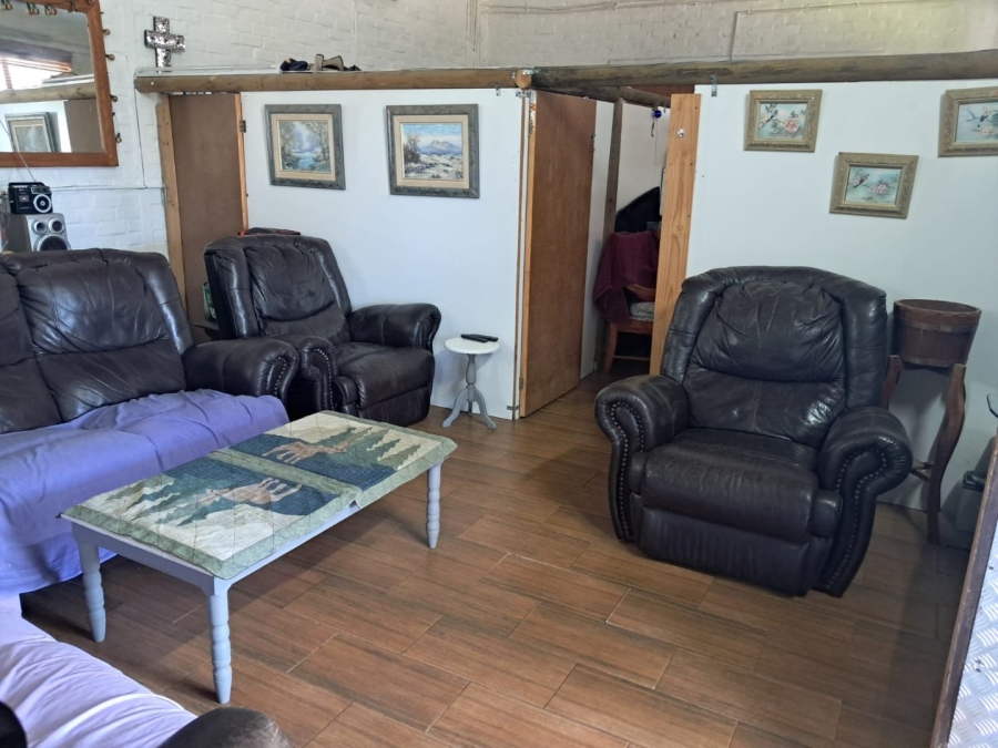 2 Bedroom Property for Sale in Rheeboksfontein Western Cape